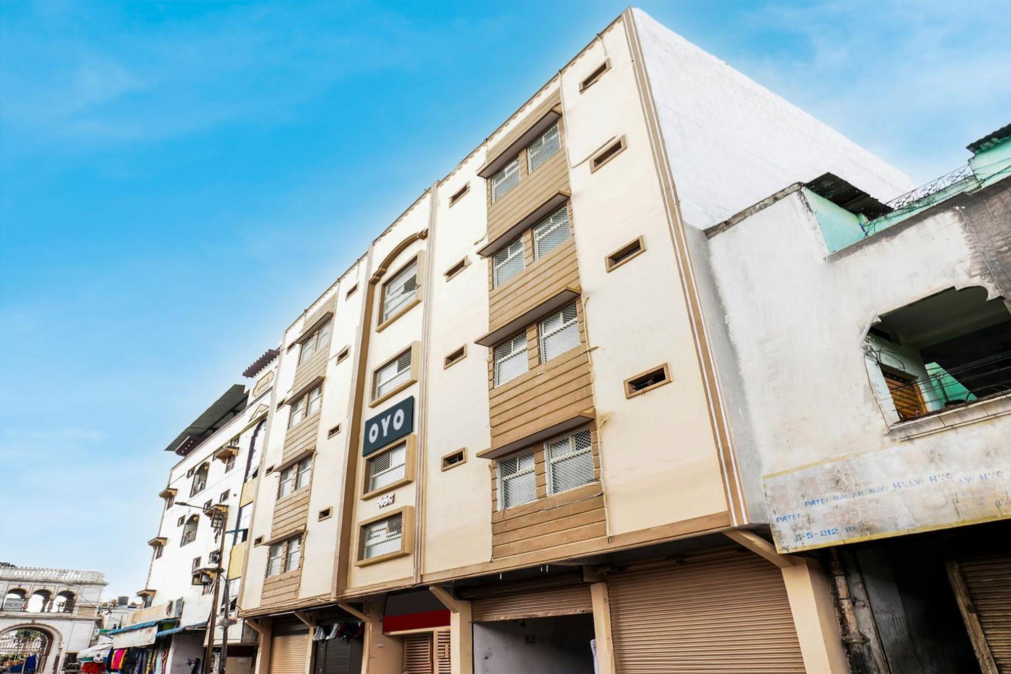 Hotel O Aroma Classic Near Nampally Main Railway Station 하이데라바드 외부 사진
